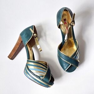 Vintage NaNa Turquoise Gold Striped Leather Platform Heels Women’s Size 10 NOS